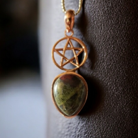 Dragon Bloodstone Pentacle Copper Pendant Necklace ~ Natural Stone - Picture 1 of 10